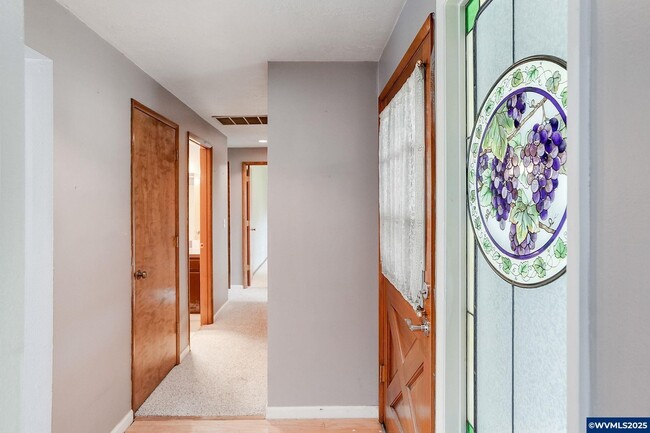 Photo - 2420 La Jolla Ct NW