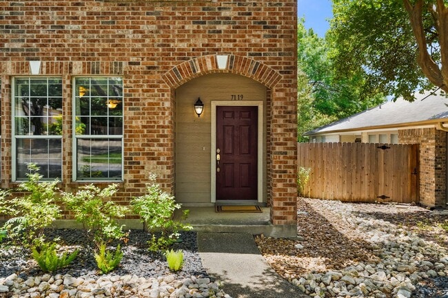 Photo - Stylish Townhome Living in Oak Creek