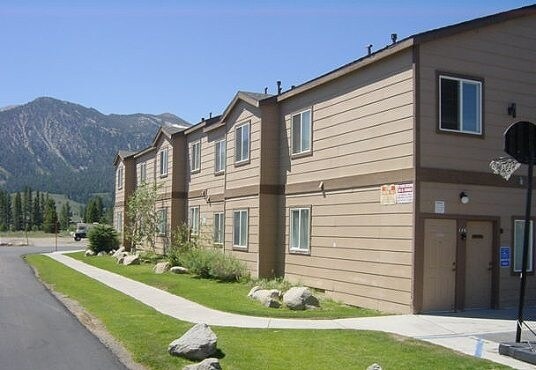 Bristlecone - Bristlecone Apartments