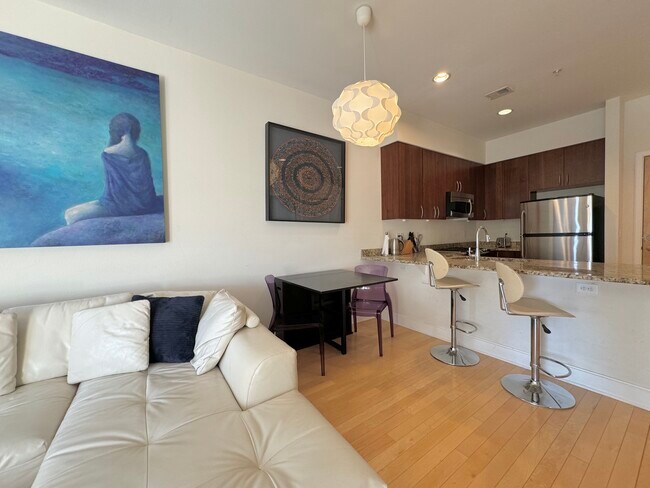 Photo - 4521 Wornall Rd Unidad 307