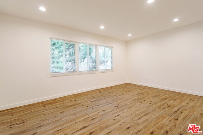 Photo - 1812 W Glenoaks Blvd Unidad A Rental