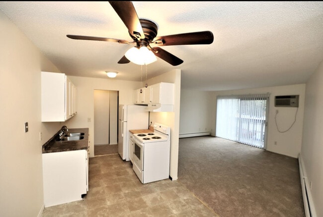 Photo - Virginian Apartment