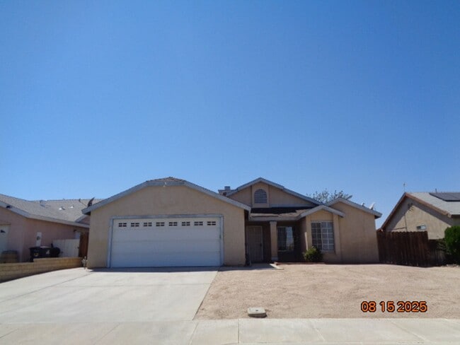 Building Photo - Nice & Clean One Story Home Offering 1374 ...