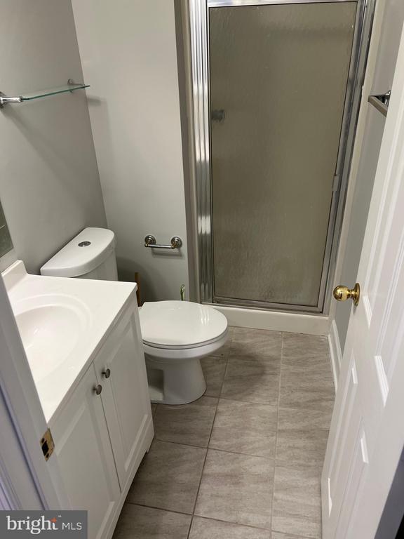 Photo - 593 A St