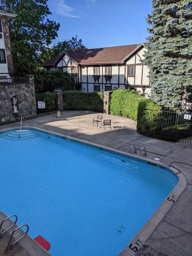 54 Hope St Rental House Rental in Stamford, CT