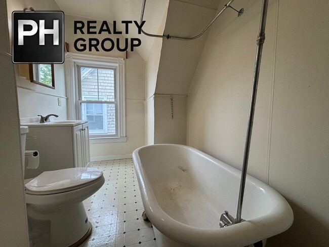 Photo - Park Road, Belmont, MA 02478 - 2 BR 1 BA triplex Unit 2