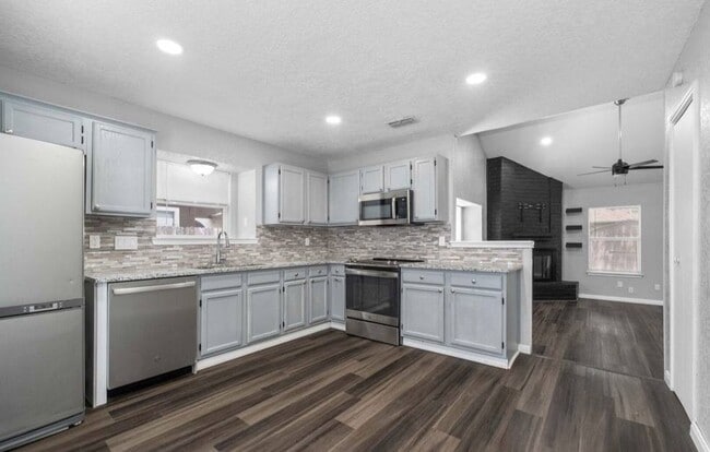 Photo - 6909 Quail Lake Dr