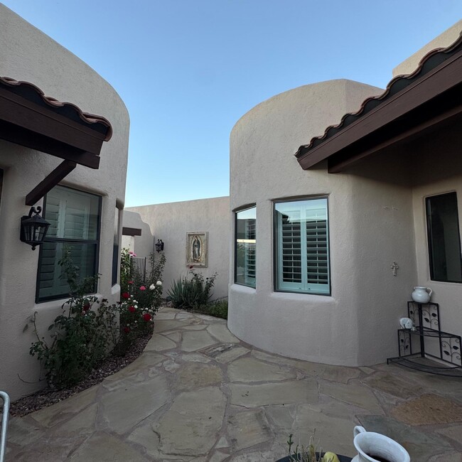 Photo - 1111 Vista De Los Alamos