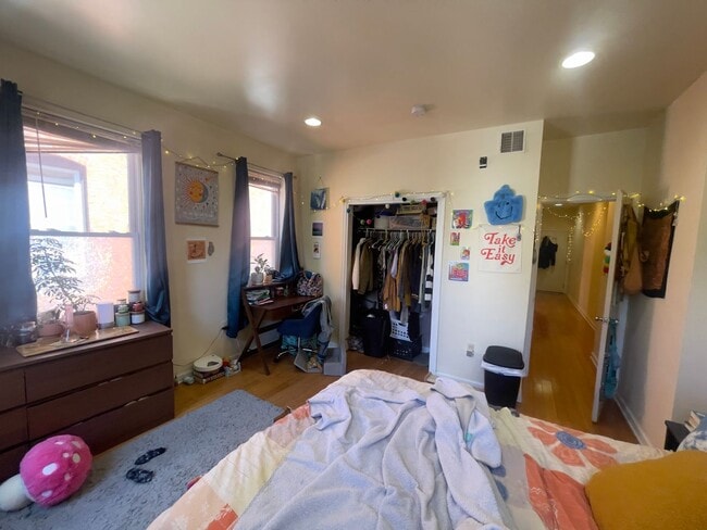 Photo - 1518 N 17th St Unit 2