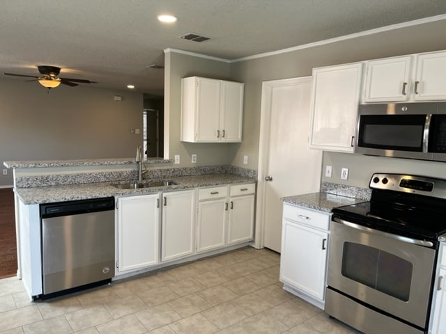 Photo - 1579 Crown View Dr