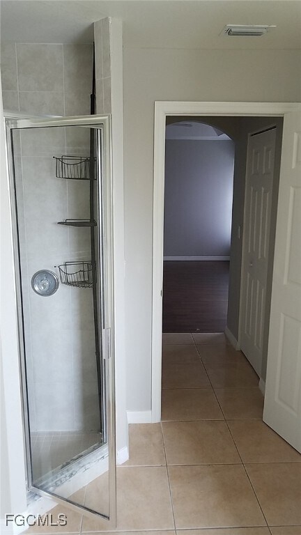 Photo - 547 Kingsbury Ln