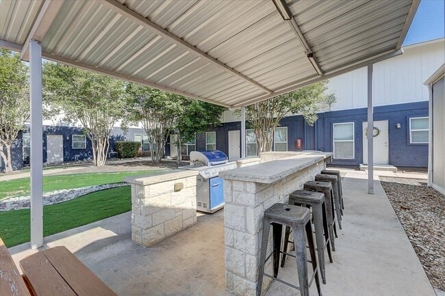 Iconic Village - Iconic Village