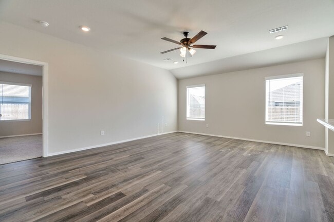 Photo - Spacious 3 bed, 2 bath in East Siloam Spri...
