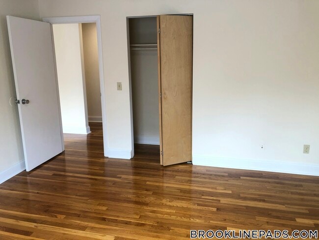 Photo - 222 Babcock St Unidad 3A