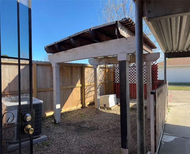 Photo - 15335 Buckle Ln Unit 5335