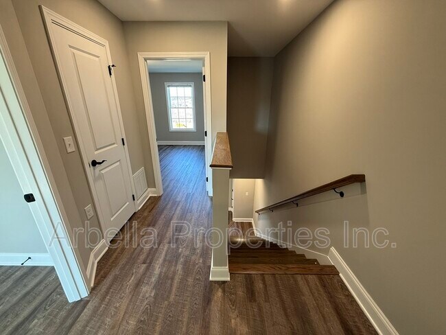 Photo - 127 Adams and Corby Rd Unit Apt 23