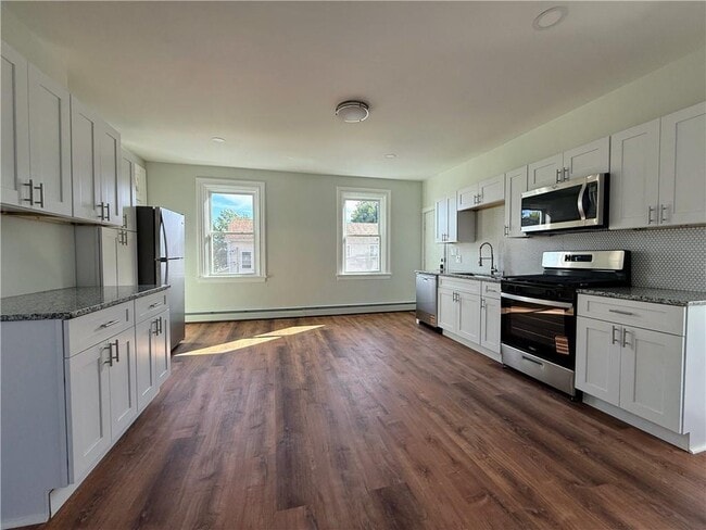 52 Erastus St Unit 2