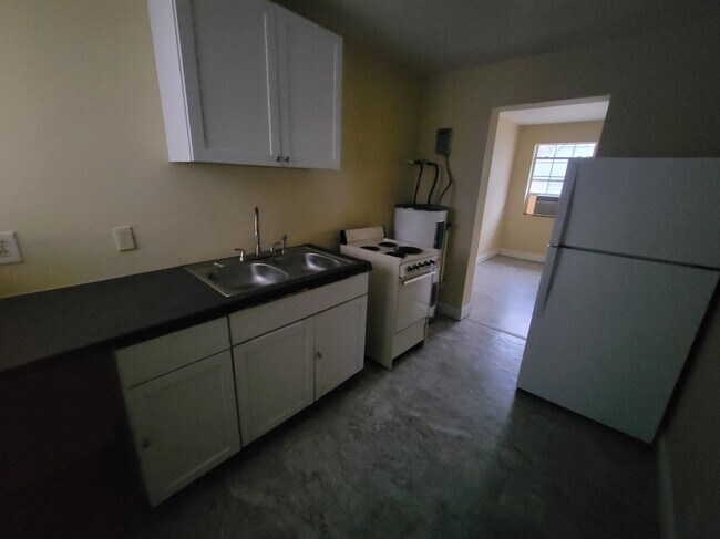 Pursley Court Apartments