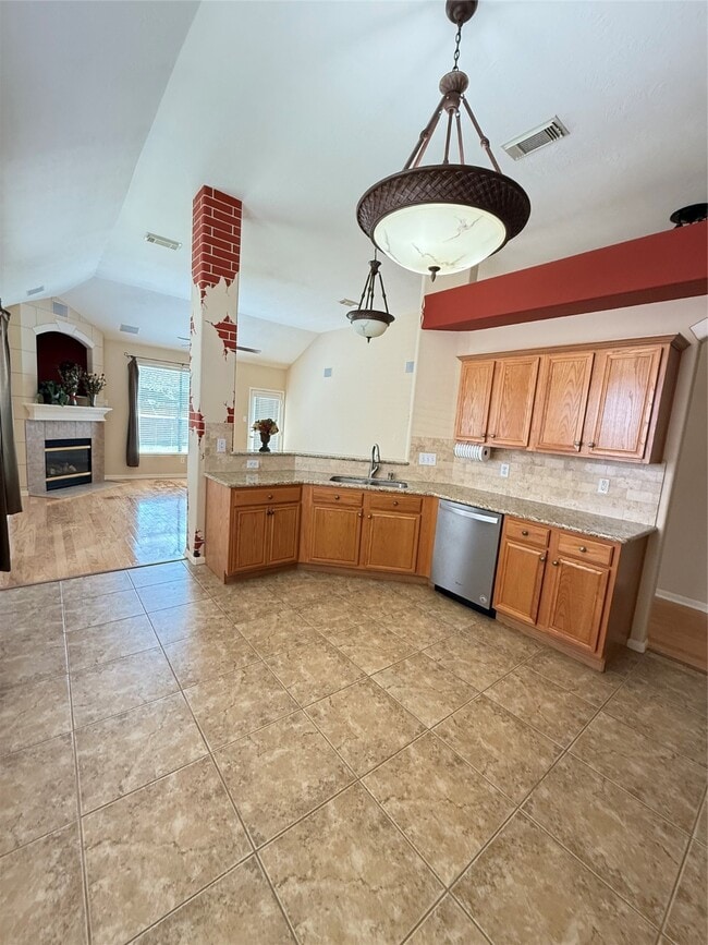 Photo - 17307 Stratford Green Dr