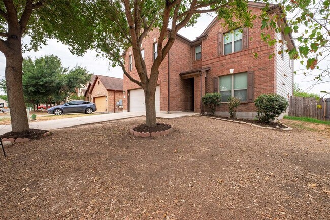 Photo - Spacious 3 Bedroom, 2.5 Bath Home in South...