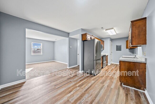 1935 High St Unit 6
