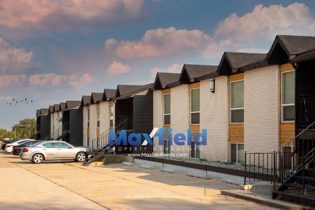 North Salt Lake 2 BD 1 BA - $500.00 Security Deposit OAC -Brookside Lofts Unit 18