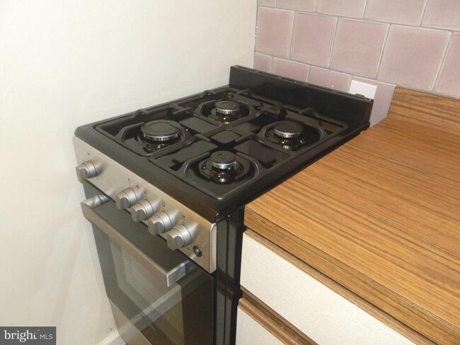 Photo - 513 12th St NE Unit 9