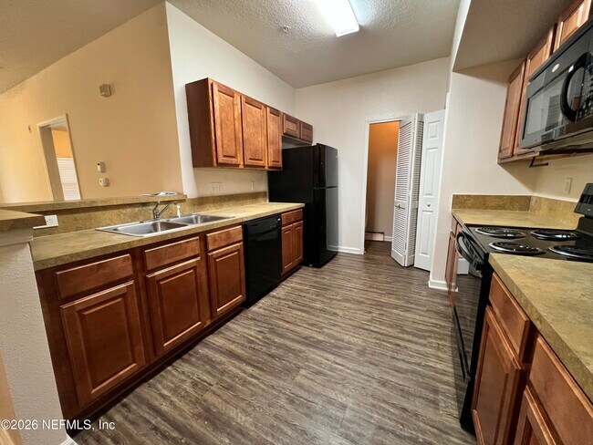 Photo - 3620 Kirkpatrick Cir Unit 4