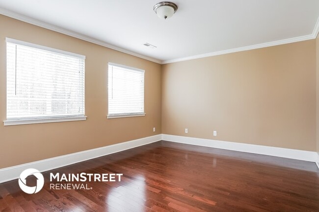 Photo - 5617 Waterpoint Dr