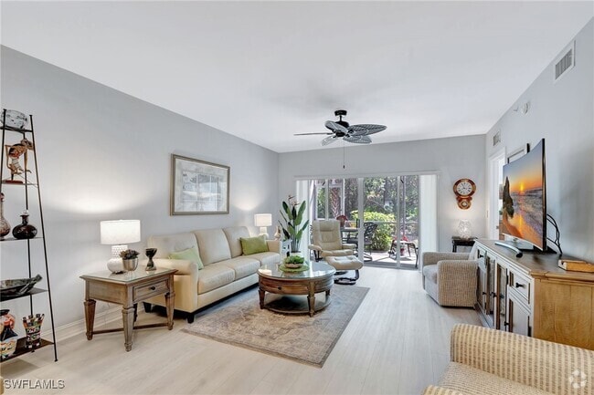 Building Photo - 7811 Regal Heron Cir Unit 4-102 Rental