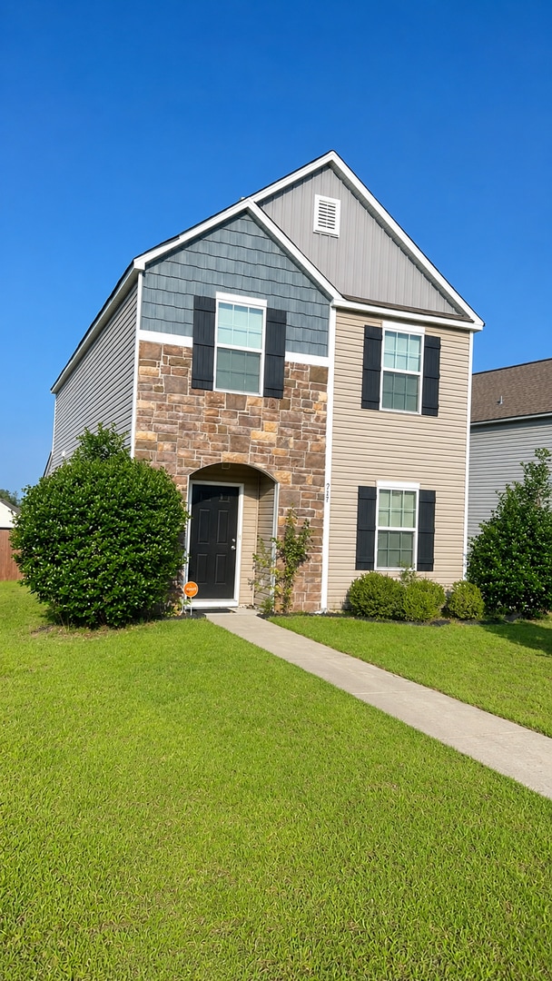 Building Photo - Spacious two-story home located in the desirable Rabons Farm community - Coming Soon!