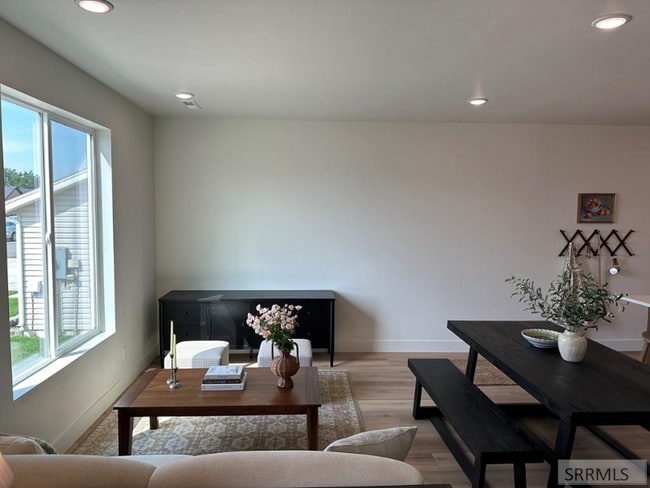 Photo - 1266 Wright Ave