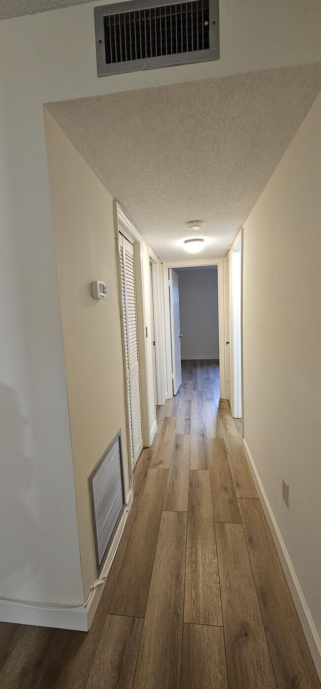Photo - 1712 Belleair Forest Dr