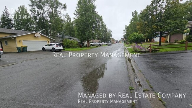 Photo - 3977 Eastway Loop