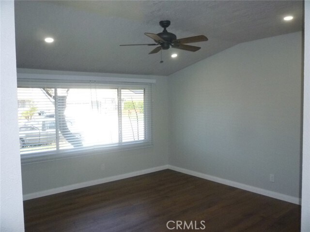 Photo - 1432 W 172nd St