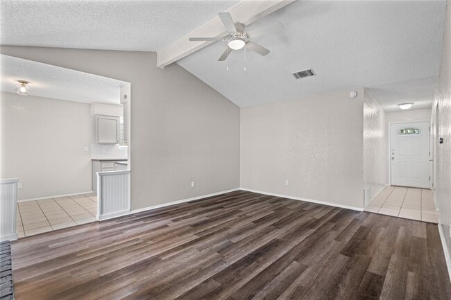 Photo - 621 Russet Valley Dr