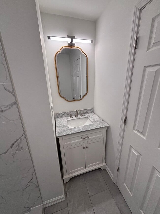 Photo - Newly Renovated 2 Bed 1.5 Bath Unit 3
