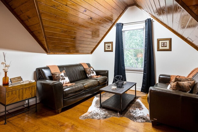 Photo - 29 Dean Rd SE Unidad SI ID1234802P