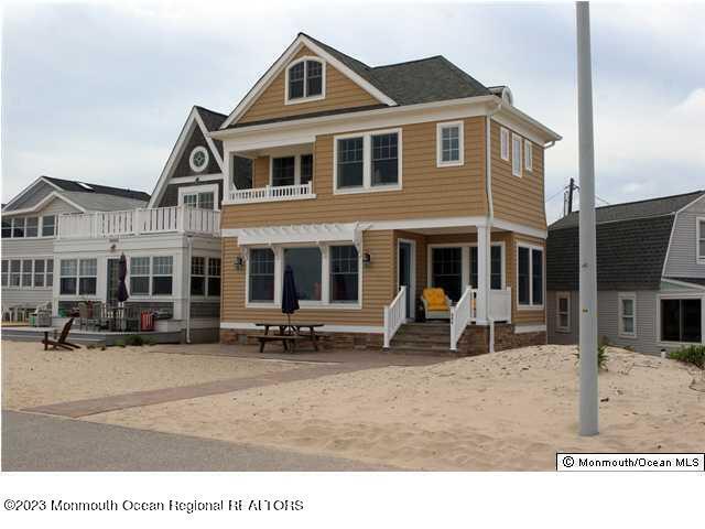 Building Photo - 257 Beach Front Rental