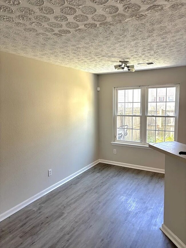 Photo - 3 Bed and 2 Bath Home in Atlanta!