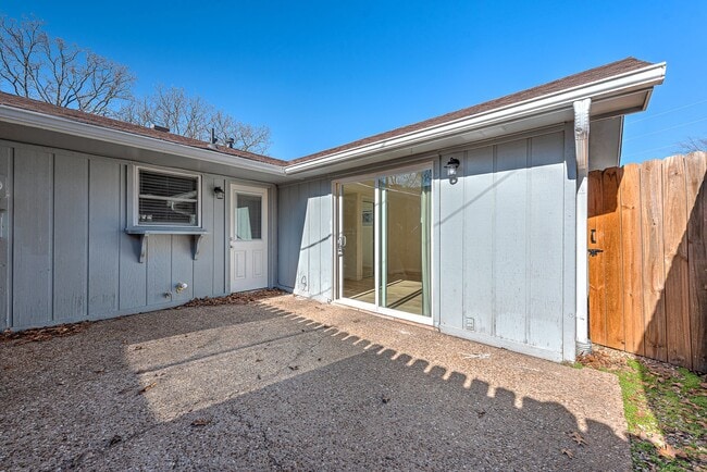 Photo - 14793 Dutchmans Dr Unit 14793