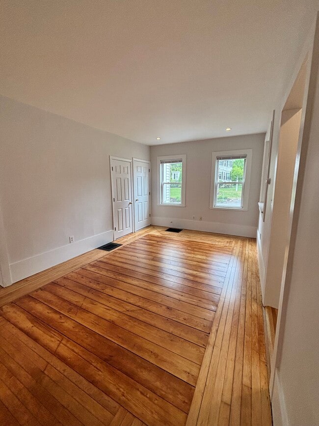 Photo - 9 Elm St Unit #1