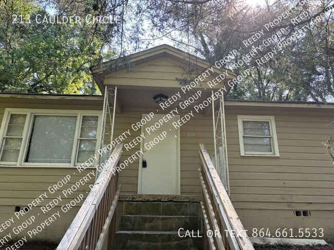 Building Photo - 213 Caulder Cir