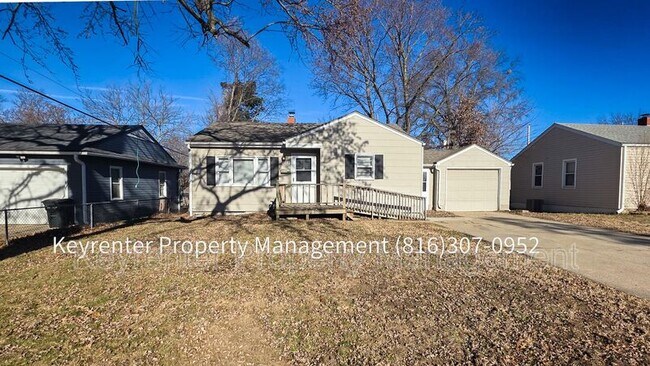 Building Photo - 10712 E 27th Terrace S