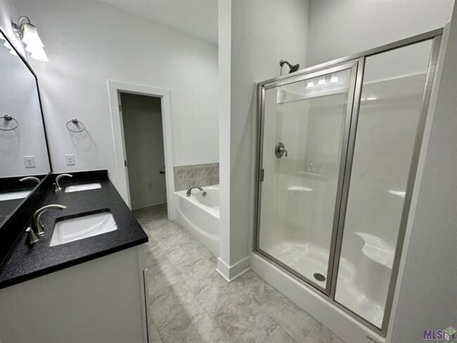 Beautiful Townhome in Dawson Bluff! - Beautiful Townhome in Dawson Bluff!