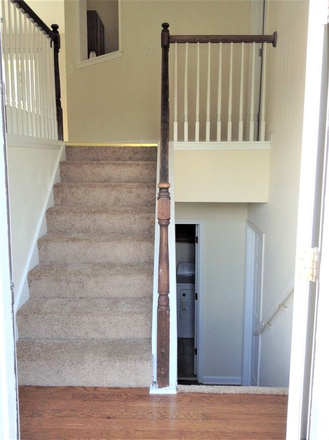 Photo - 6br House Near Campus FOR RENT