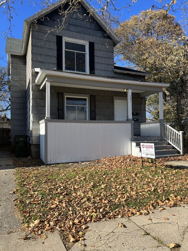731 N Sycamore St Unit 731.5