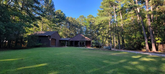 Remodeled secluded wooded oasis off of Qua... - Remodeled secluded wooded oasis off of Qua... House