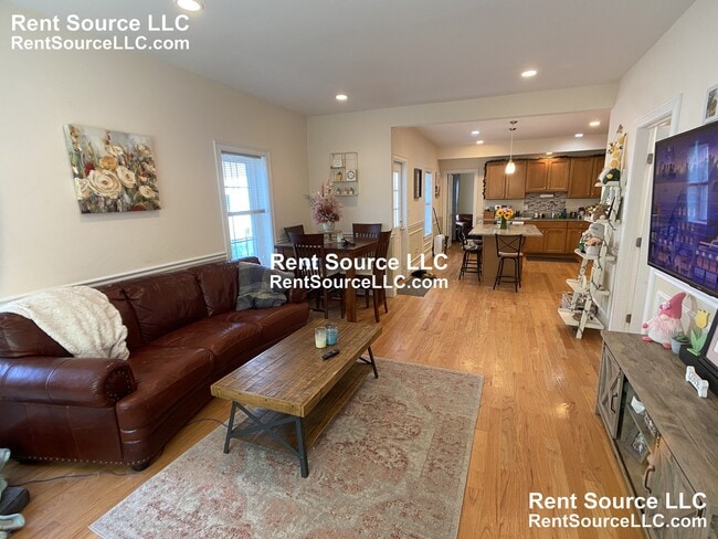 Photo - 21 Gilman St