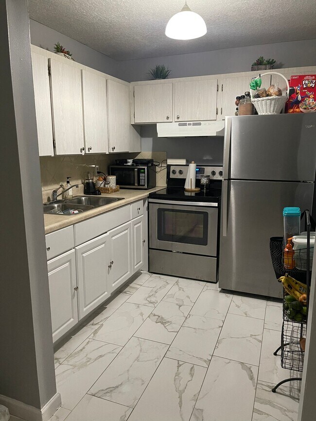 Photo - 2200 Springdale Blvd Unit 314